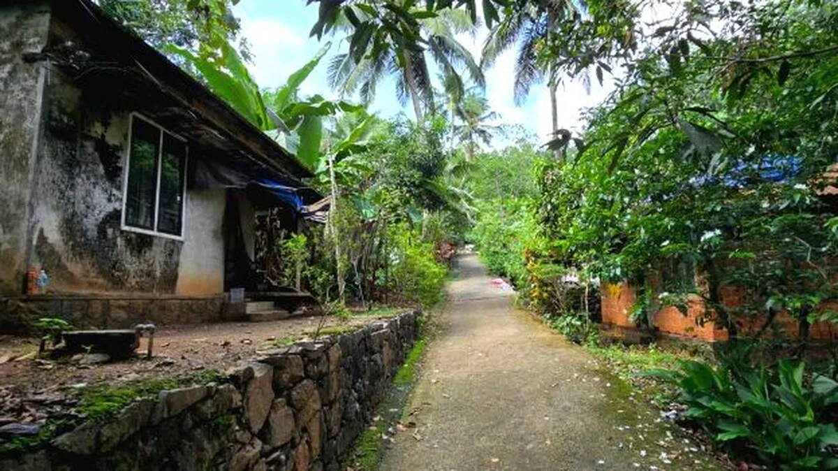thakararaya-veedu thakararaya-veedu
