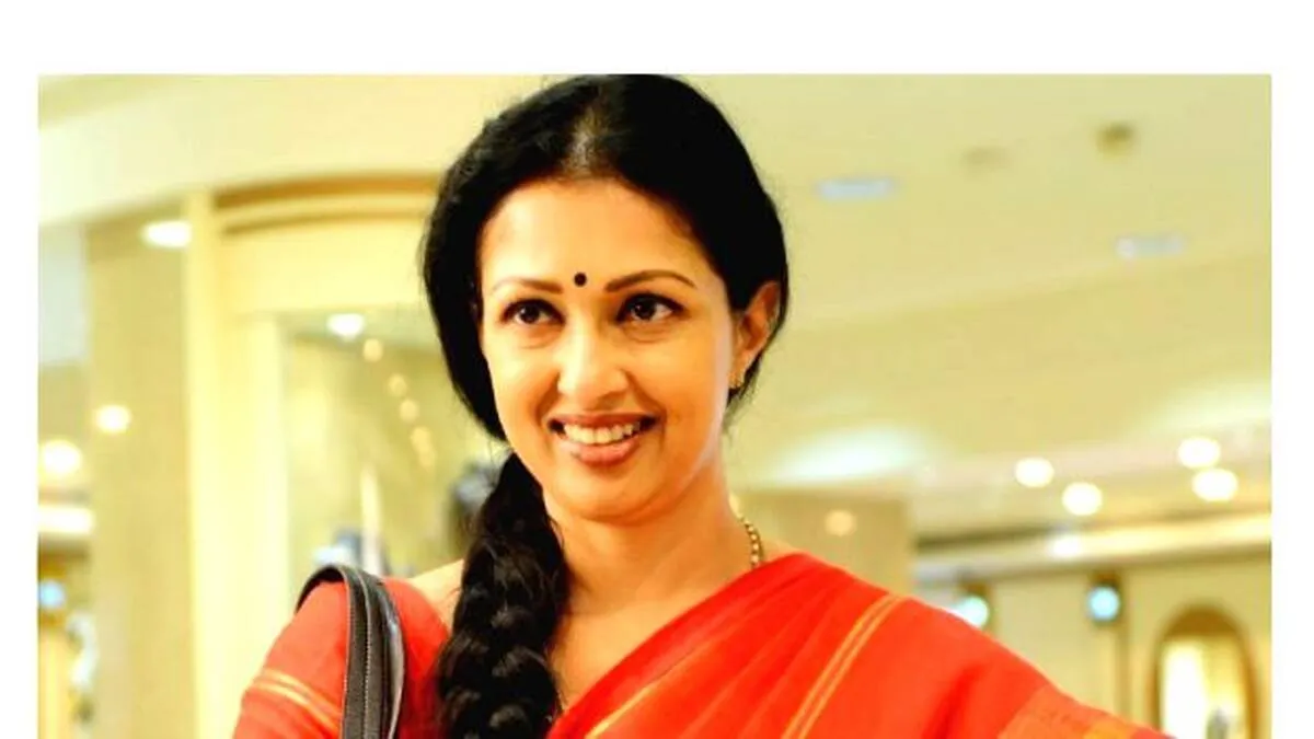 gauthami gauthami