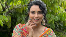swetha-menon-responds-to-allegations-related-to-amma-controversy