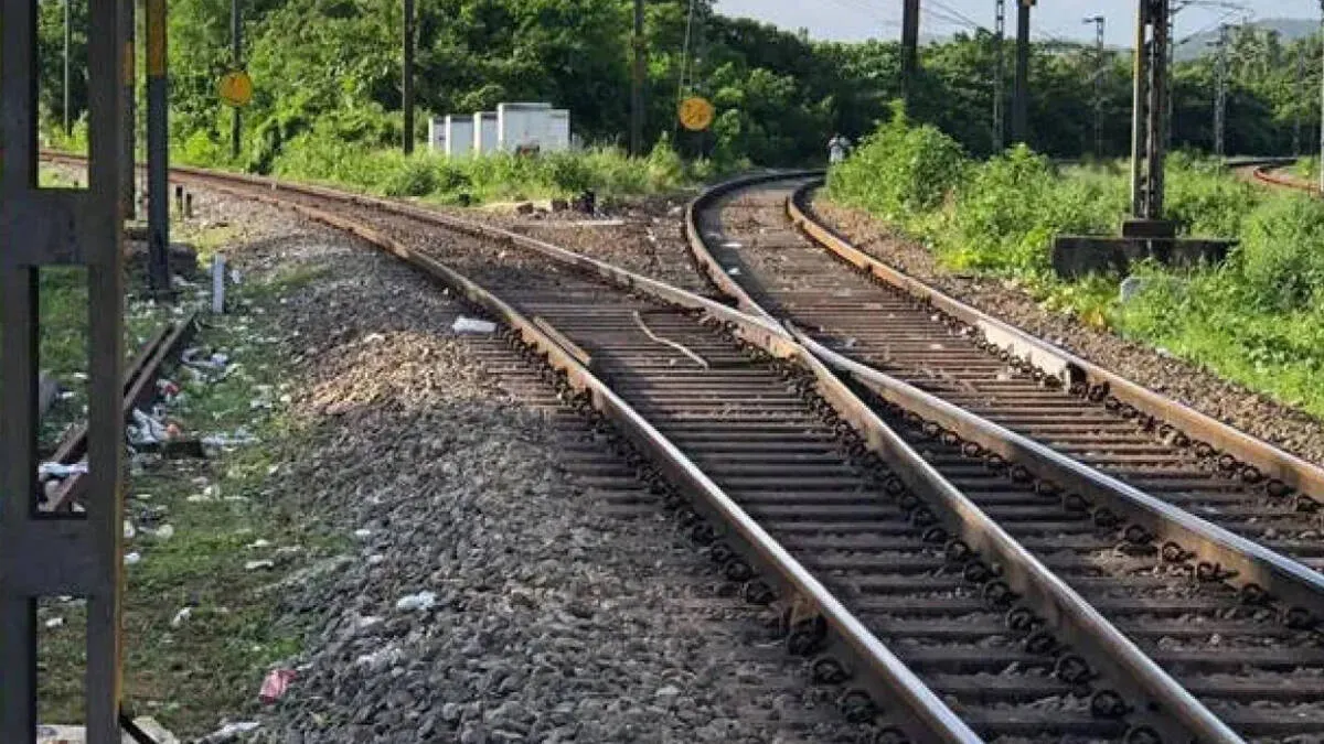 rail-track