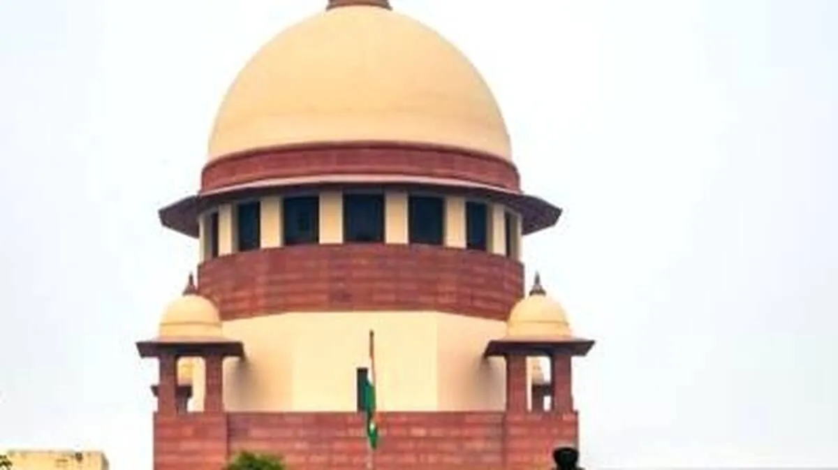 ത്രിഭാഷാ  പദ്ധതി  ഒൻപതിൽ  തുടങ്ങരുത്:  സുപ്രീംകോടതി,  അനാവശ്യ മാനസിക പിരിമുറുക്കമുണ്ടാക്കും