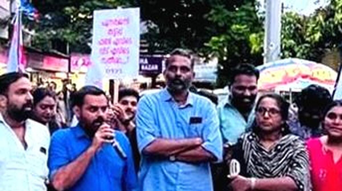 dyfi-paravur-