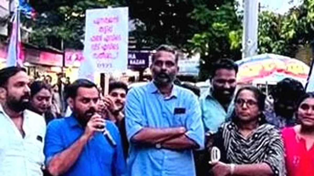 dyfi-paravur-