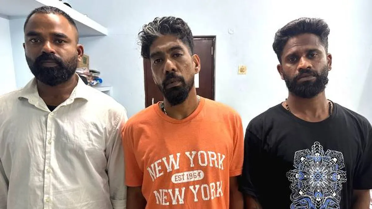ഇടപാട് ചോർത്തിയെന്ന് സംശയം:  ലഹരിസംഘം വീടുകയറി ആക്രമിച്ചു