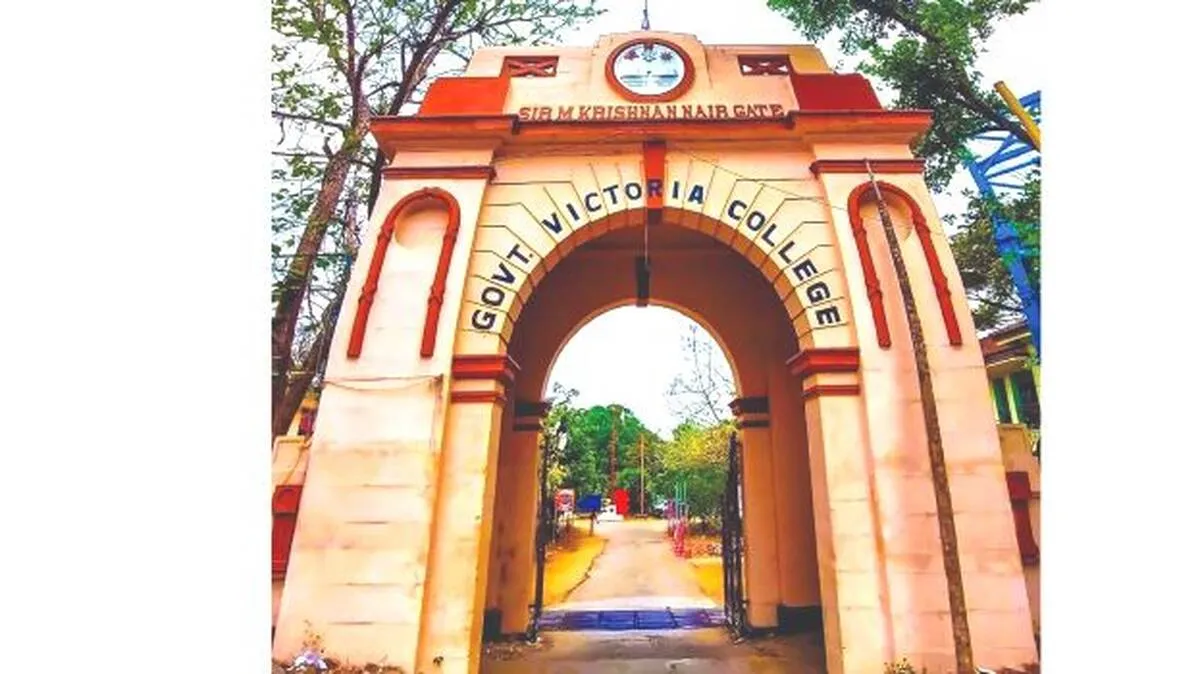 victoria-college