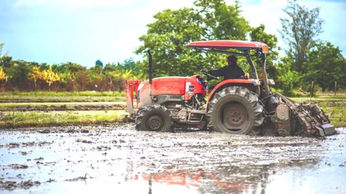 tractor