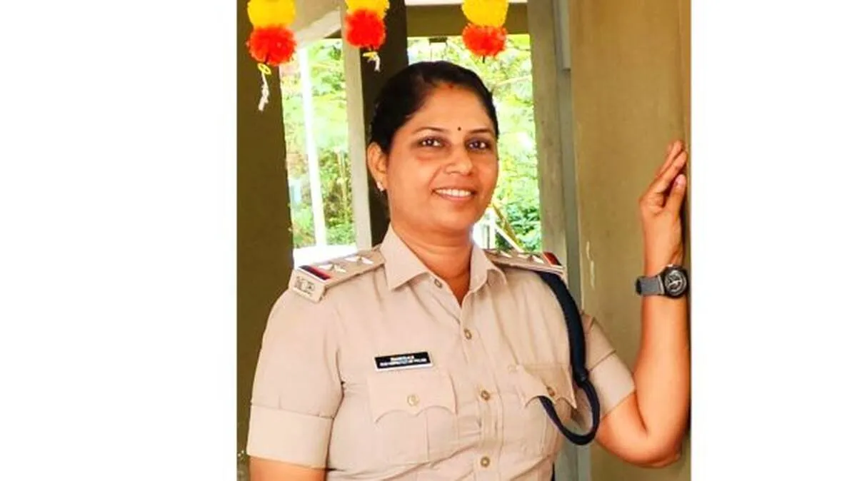 സി.പി.ഒ സൗഹൃദത്തിന്
എസ്.എച്ച്.ഒ തിളക്കം!