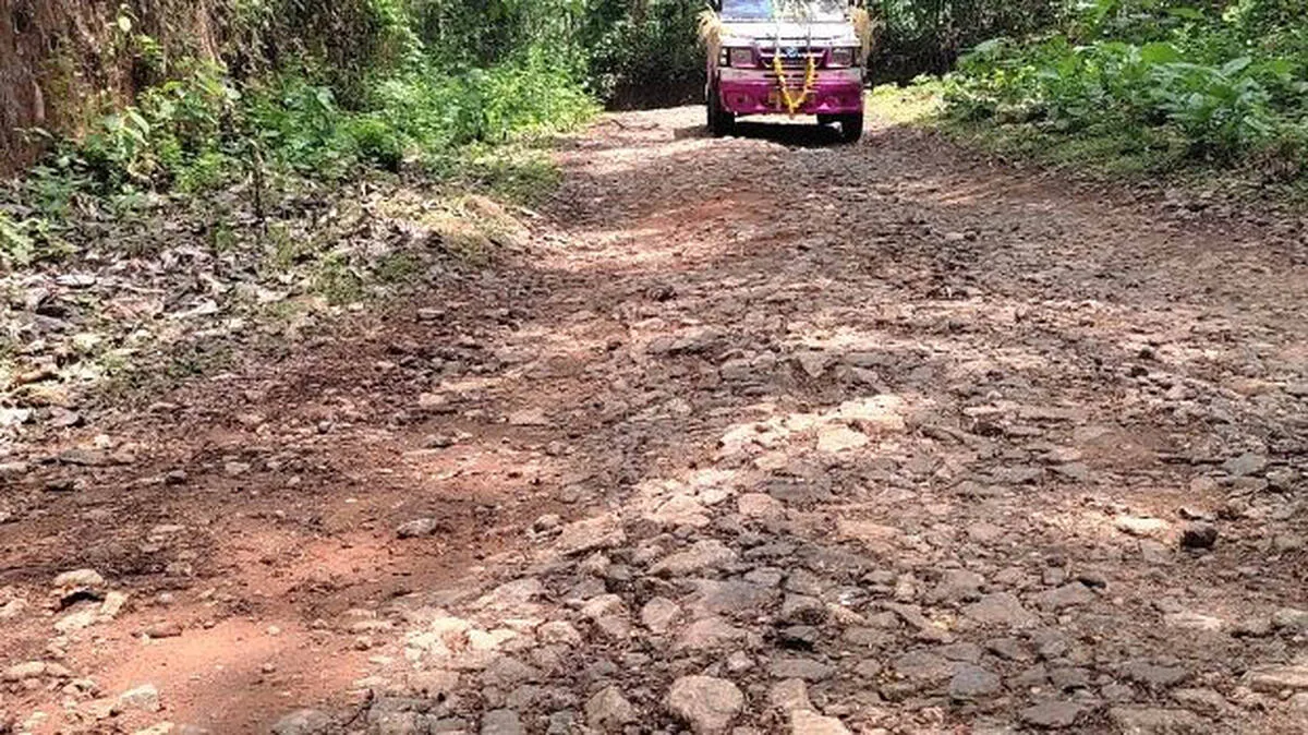 achankovil-road