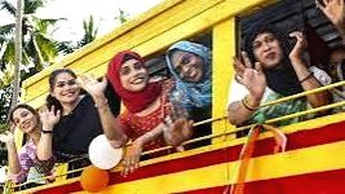 priyadarshini-bus