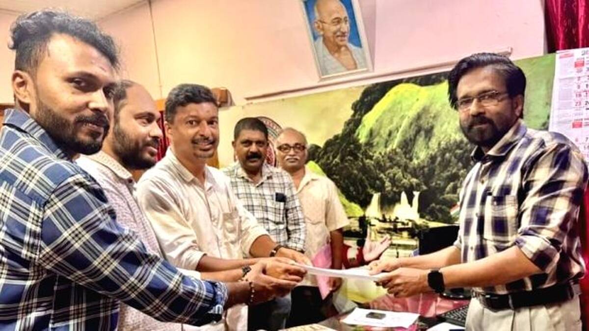 nivedhnm-