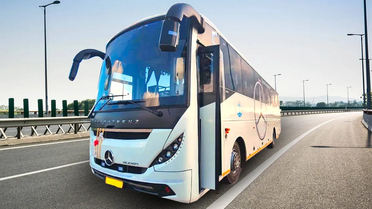 tourist-bus