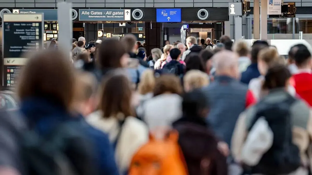Attention expats; New rule to return home, application to be filled 24 hours before travel