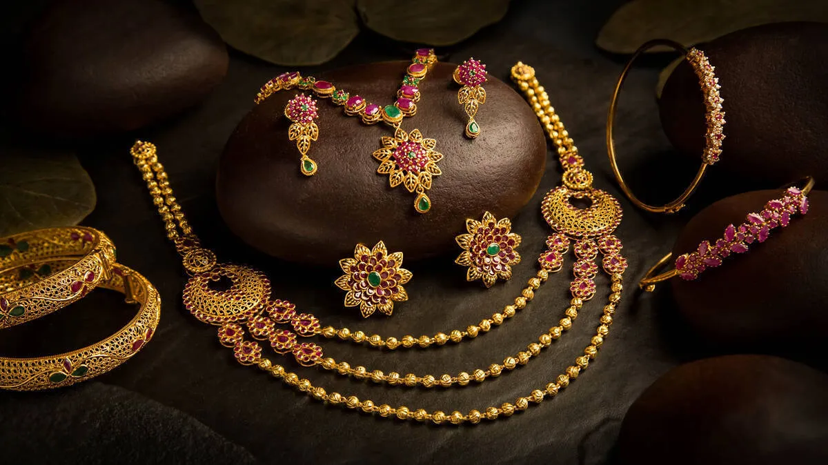 Unpredictable situation! Gold prices soar again in Kerala